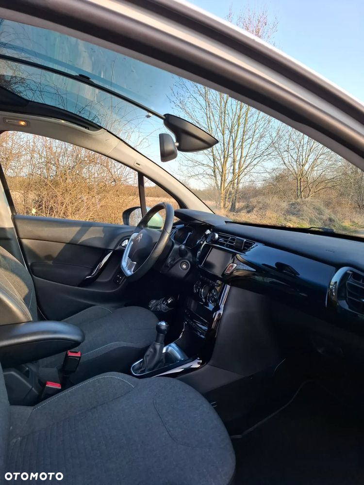 Citroën C3 1.2 PureTech Exclusive - 4