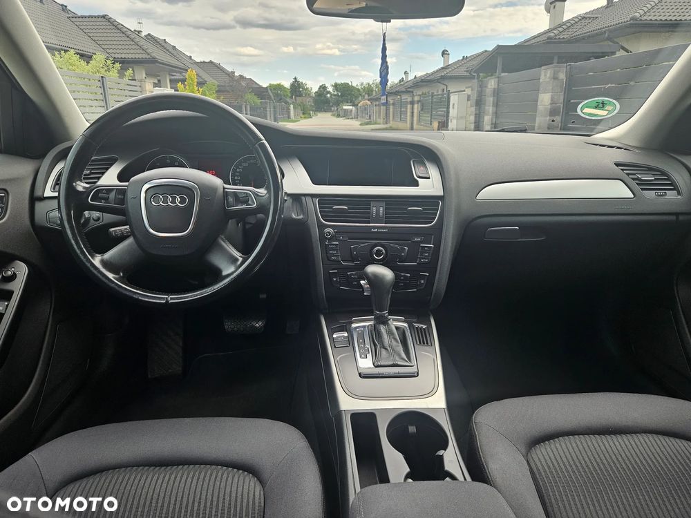 Audi A4 Avant - 14