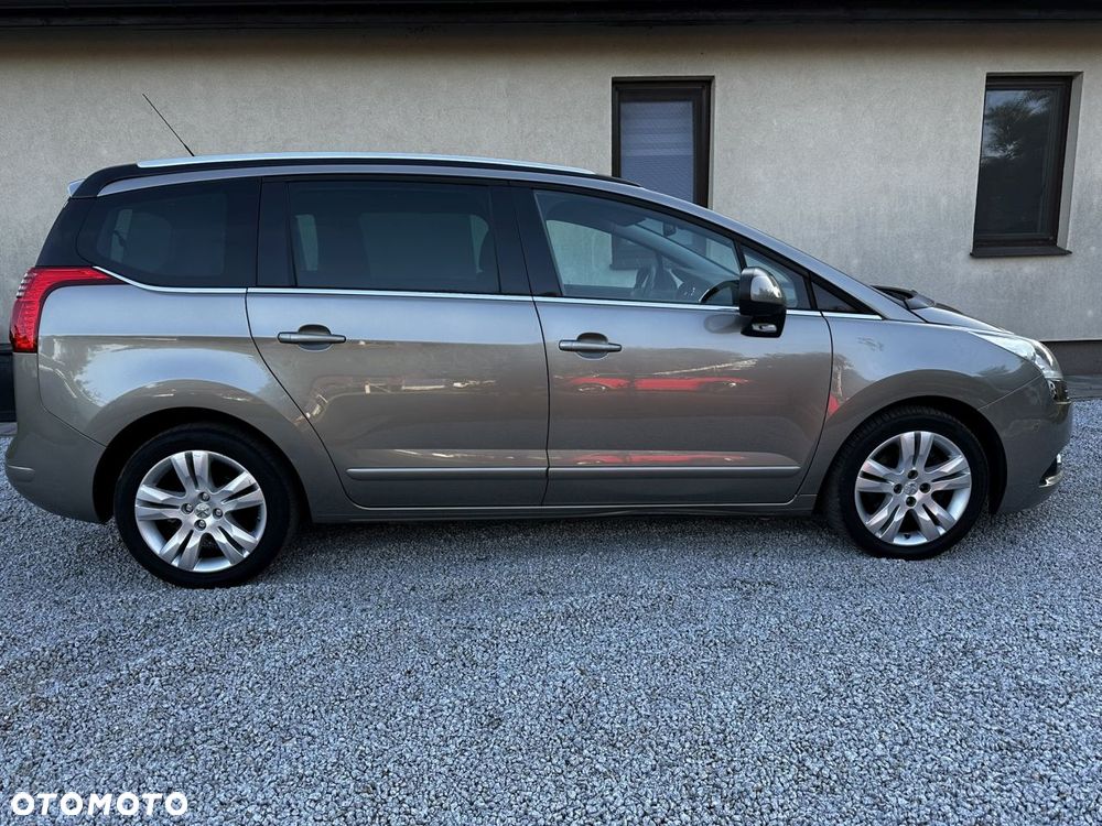 Peugeot 5008 HDI FAP 150 Allure - 8