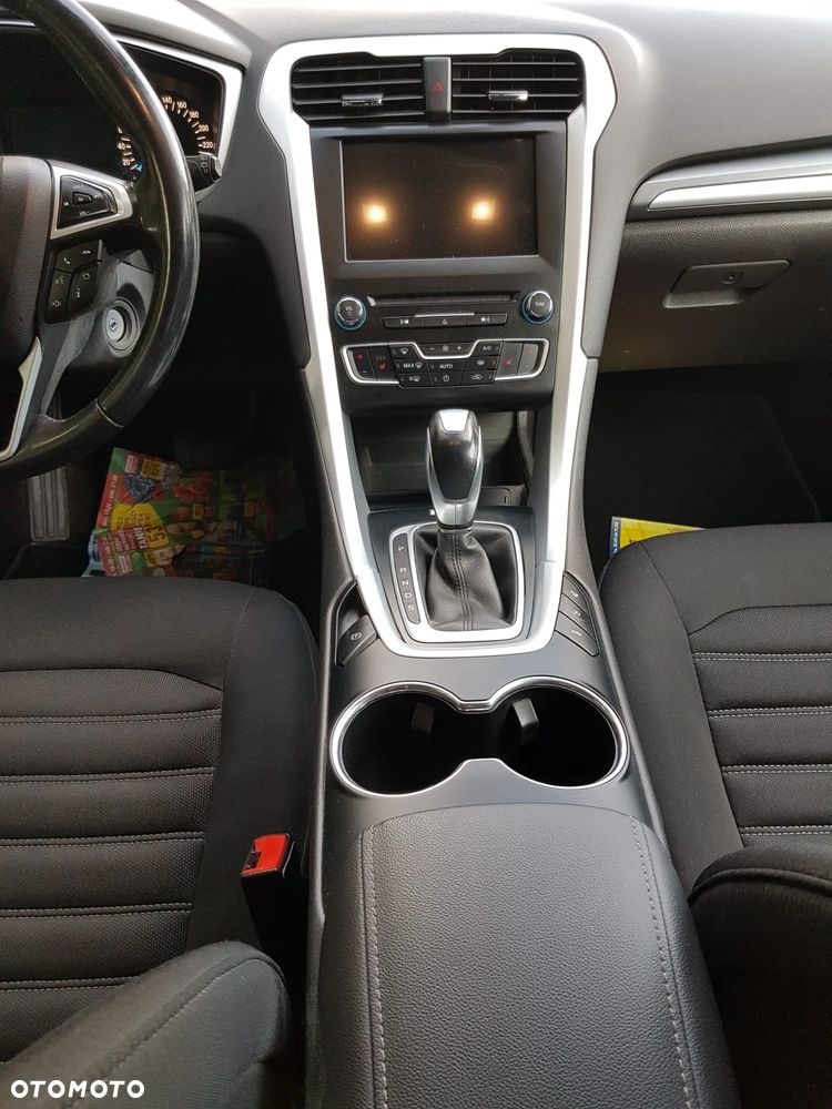 Ford Mondeo 2.0 TDCi Ambiente Plus PowerShift - 6