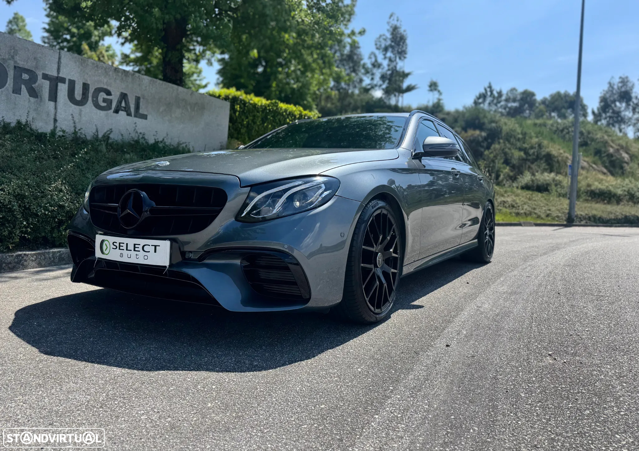 Mercedes-Benz E 220 d AMG Line - 16