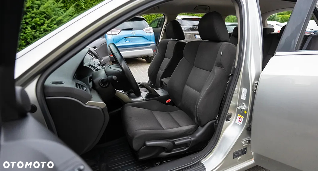 Honda Accord 2.0 Elegance - 29