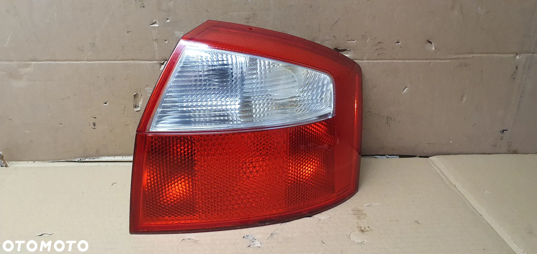 Lampa prawy tył tylna prawa Audi A4 B6 Sedan 8E0945096C - 5