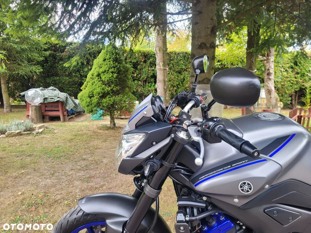 Yamaha FZ8 - 23