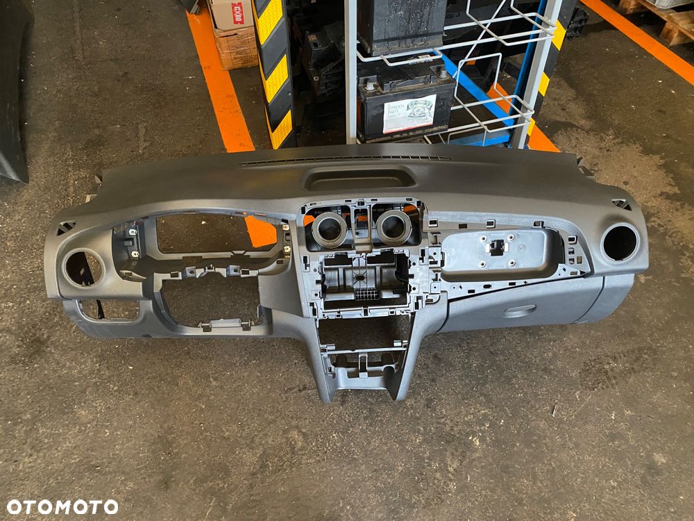 DACIA Sandero Logan II 2 STEPWAY Igła !! DESKA ROZDZIELCZA KOKPIT  konsola + schowek deski  STEPWAY - 1