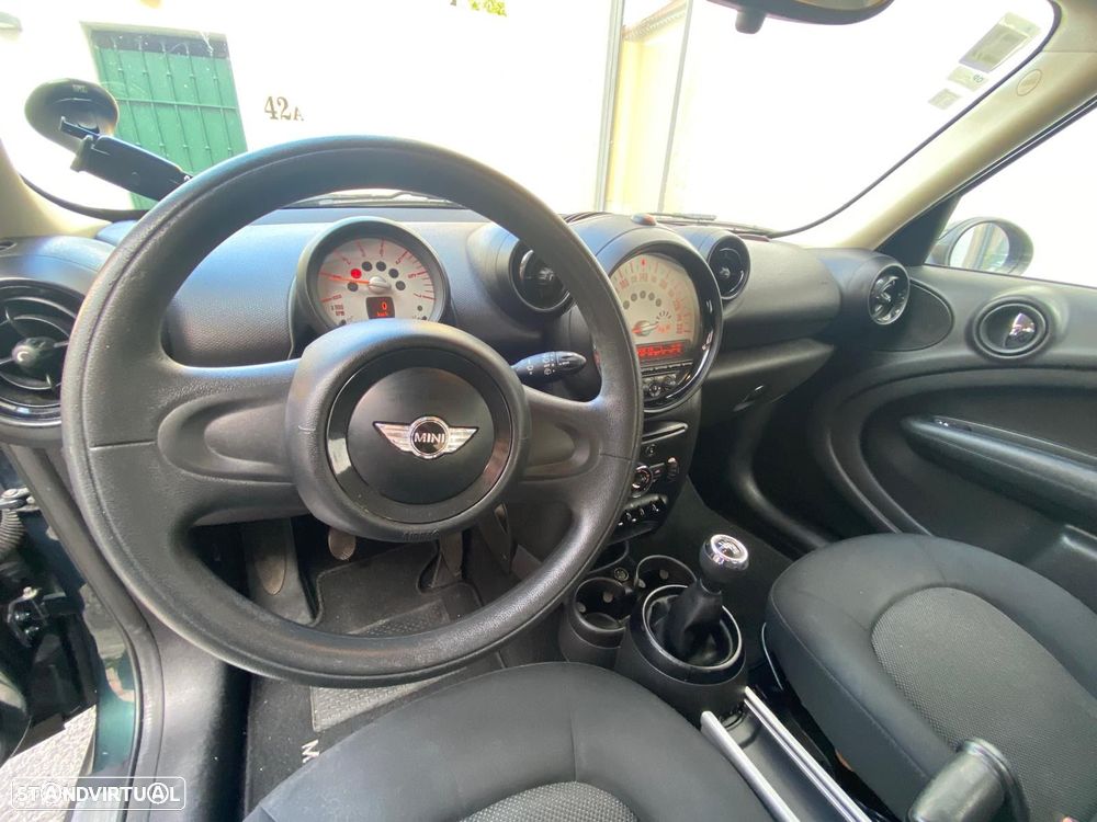 MINI Countryman One D - 7