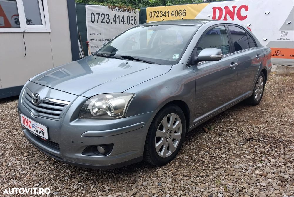 Toyota Avensis 2.0 D-4D Executive - 12