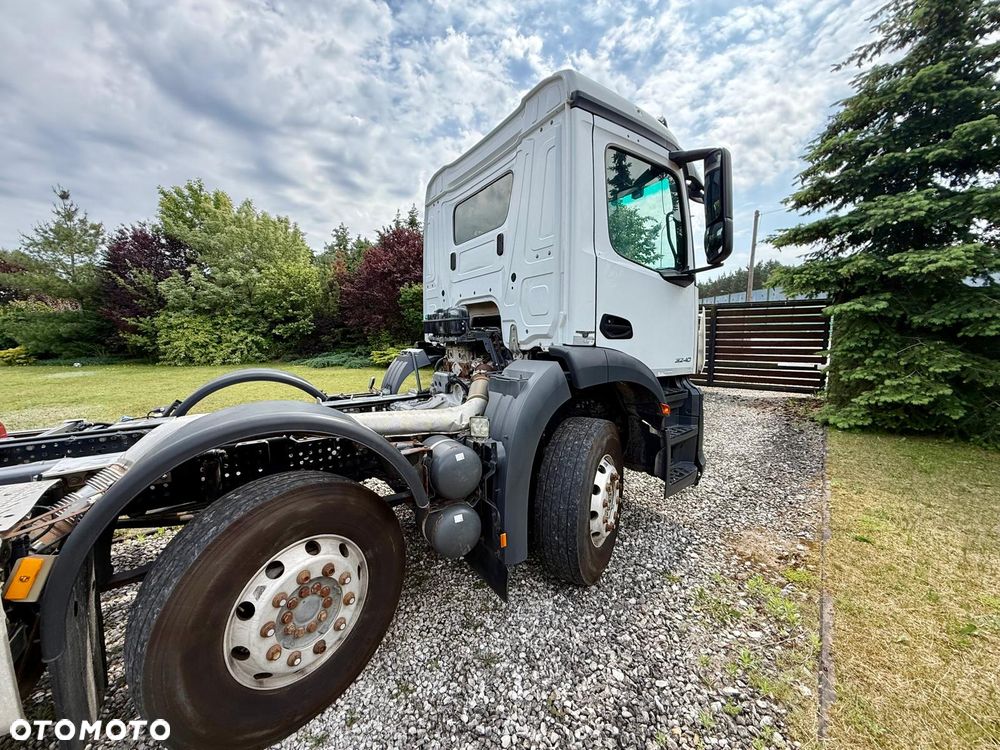 Mercedes-Benz Arocs 3240 - 13