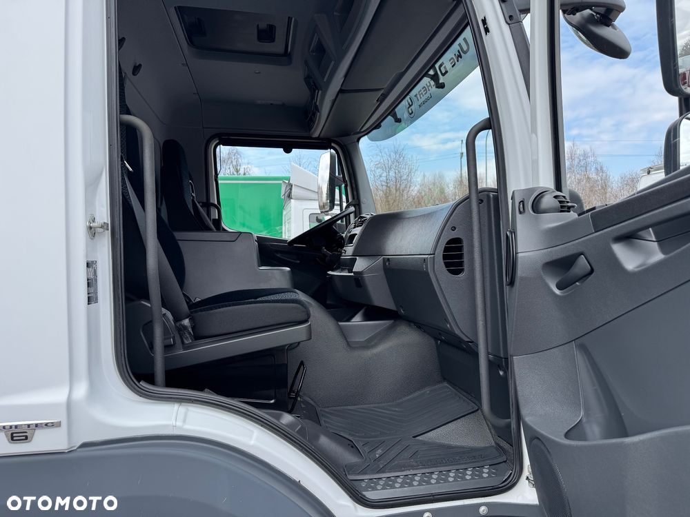 Mercedes-Benz ATEGO - 22