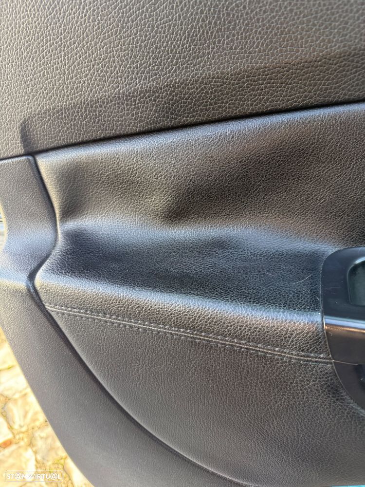 VW Passat Variant - 22