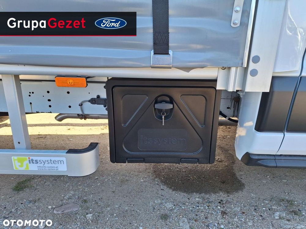 Ford Transit - 17