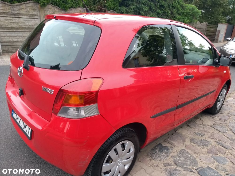 Toyota Yaris 1.0 Terra - 8