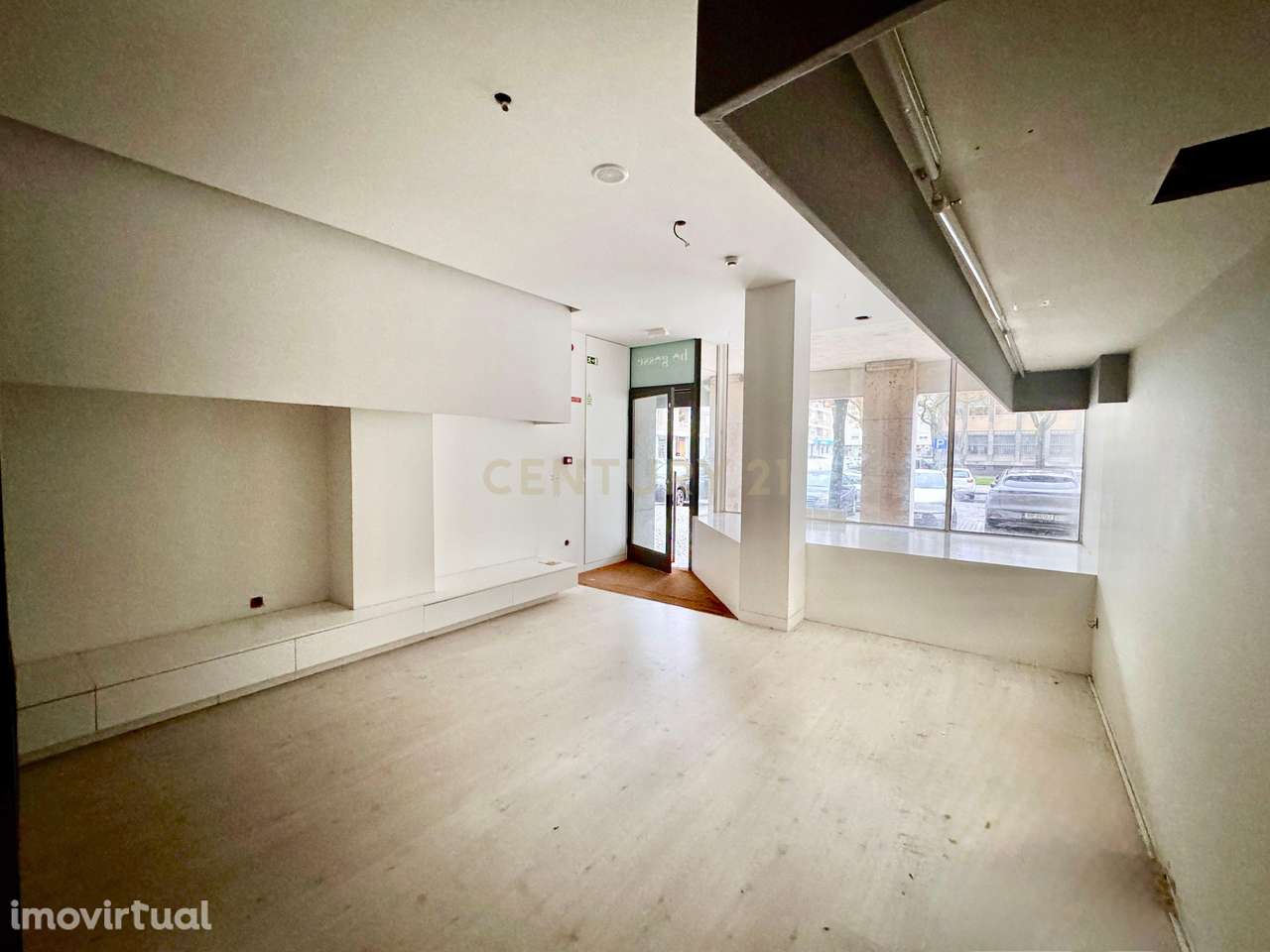 Loja para Arrendamento no Centro de Vila do Conde — Excelente Localiza - Grande imagem: 2/18