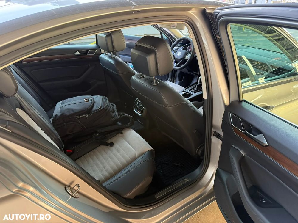 Volkswagen Passat Variant 2.0 TDI DSG 4Motion Highline - 5