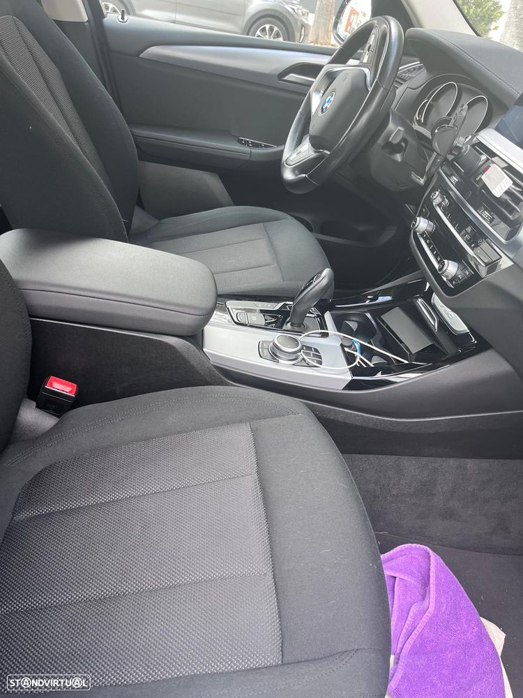 BMW X3 xDrive20d Aut. Advantage - 2