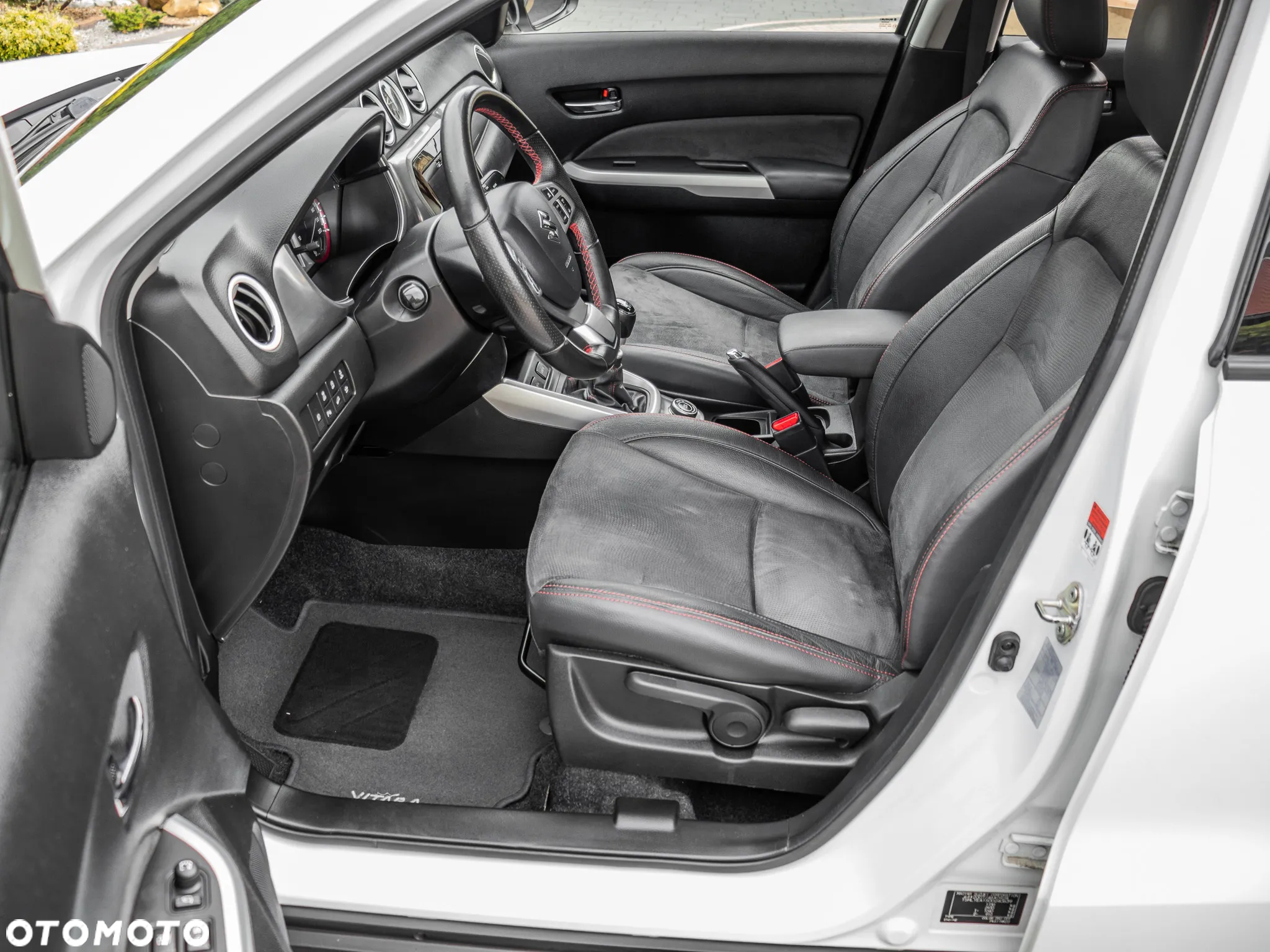 Suzuki Vitara 1.4 Boosterjet Allgrip S - 13