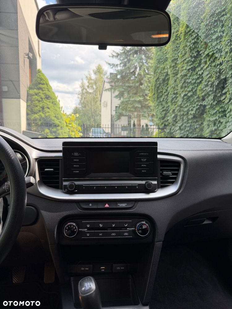 Kia Ceed 1.0 T-GDI M - 13