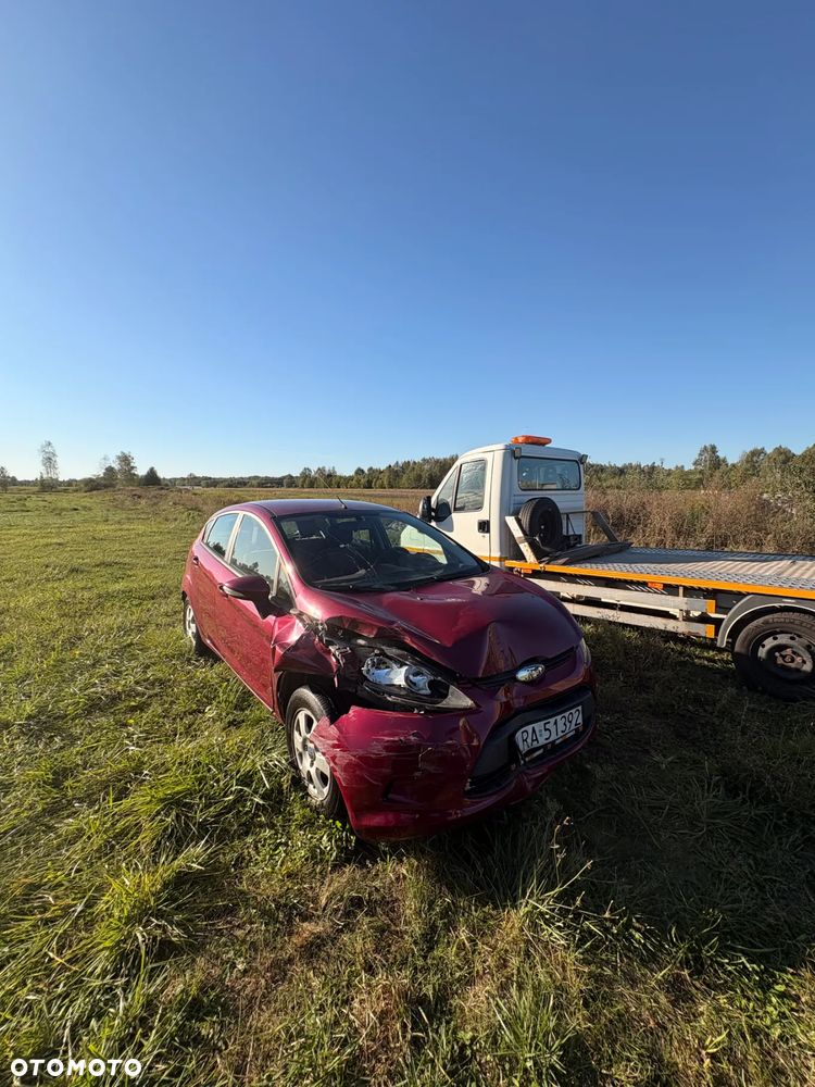 Ford Fiesta 1.6 TDCi Trend - 12