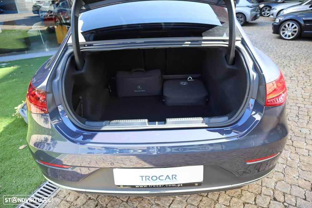 Mercedes-Benz EQE 300 Edition Electric Art - 15