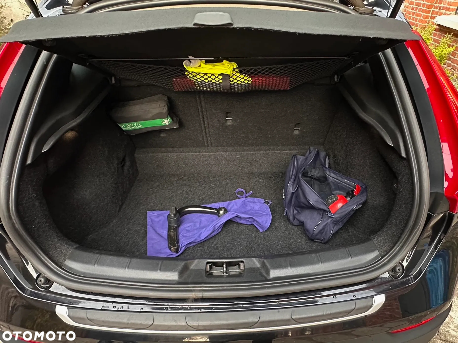 Volvo V40 Cross Country T4 AWD Momentum - 9