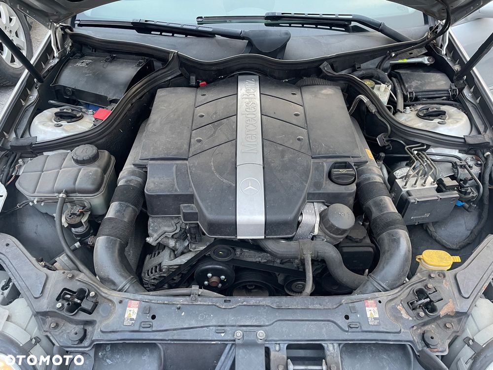 Mercedes-Benz CLK - 21