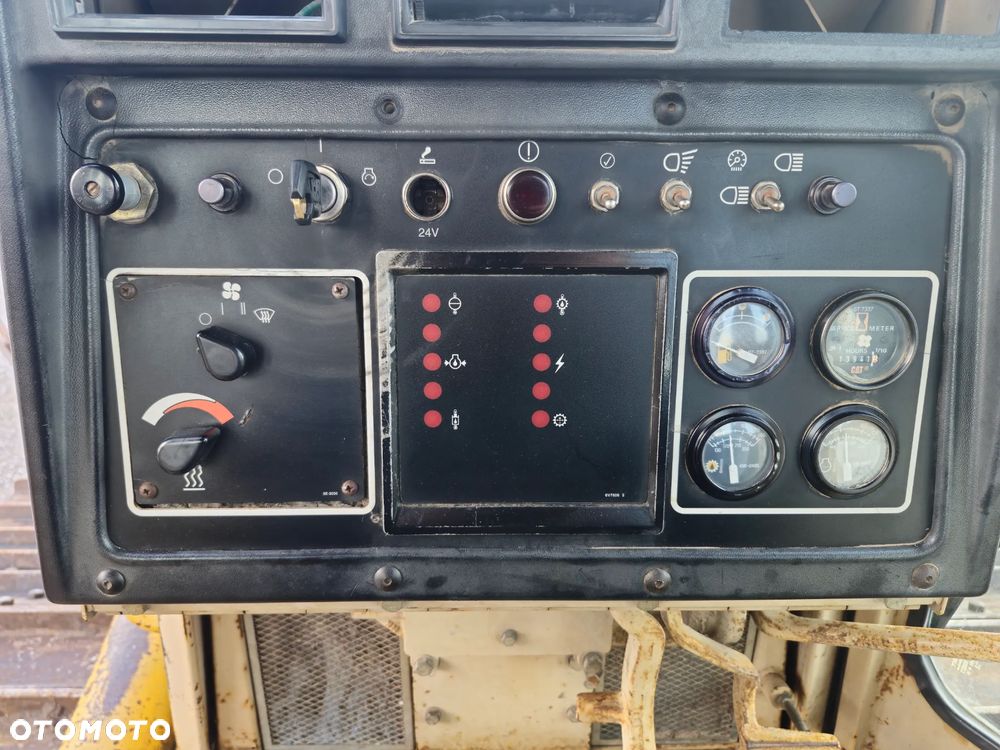 Caterpillar D5 H LGP - 24