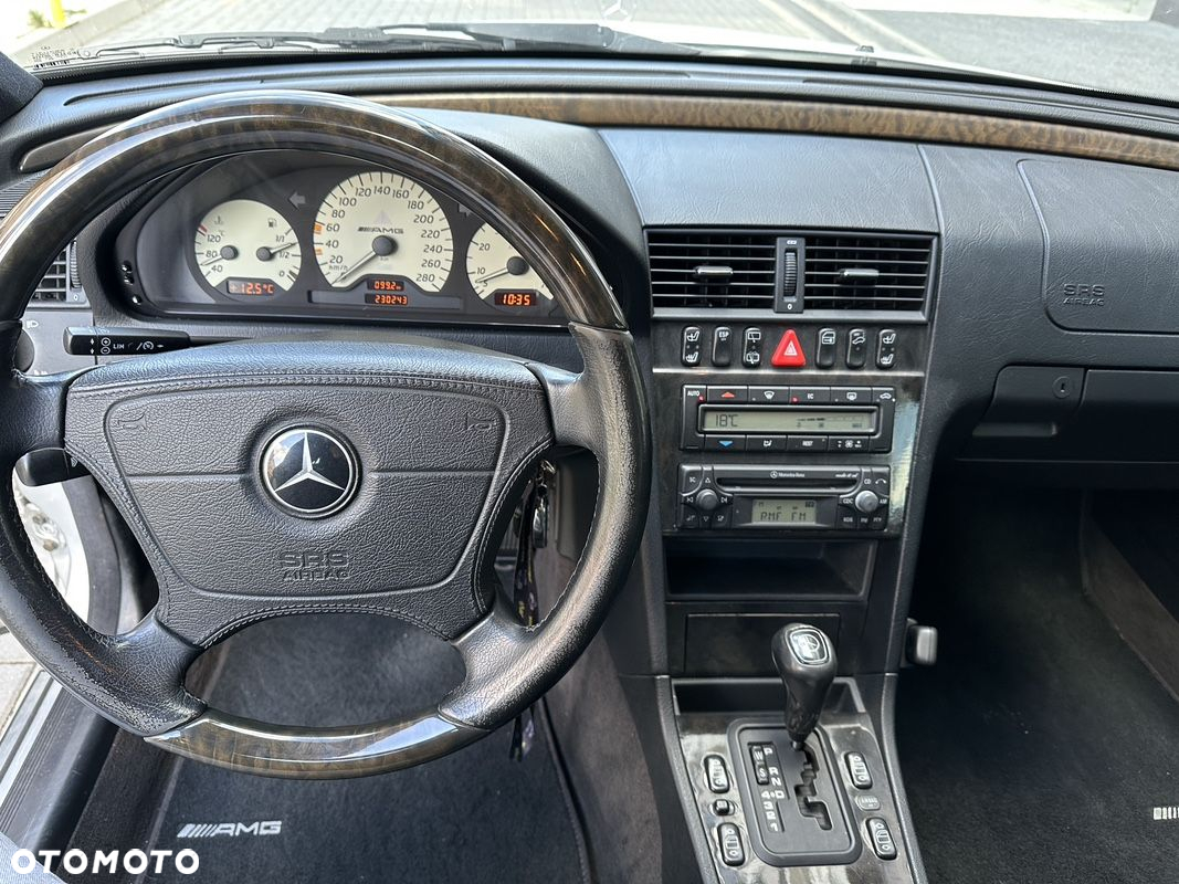 Mercedes-Benz Klasa C 43 T AMG - 11