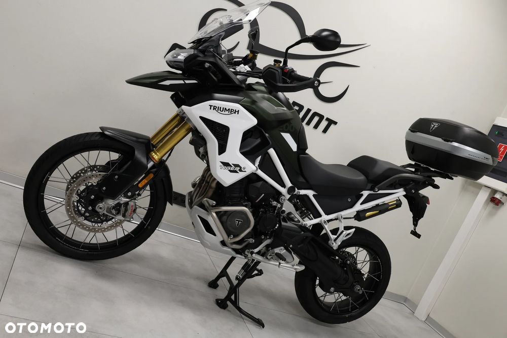 Triumph Tiger - 9