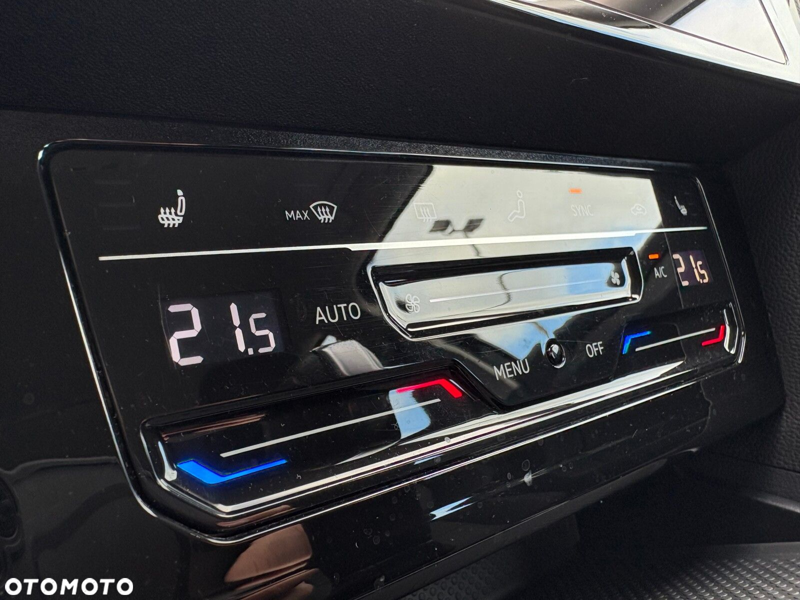 Volkswagen Passat - 25