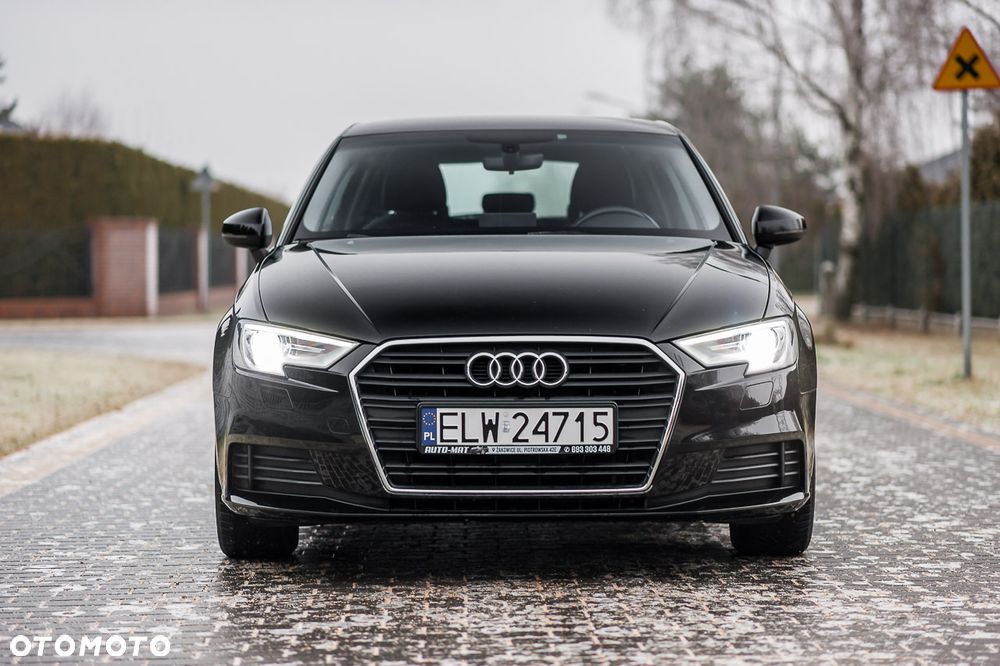 Audi A3 Sportback 1.6 TDI (clean diesel) Ambiente - 27