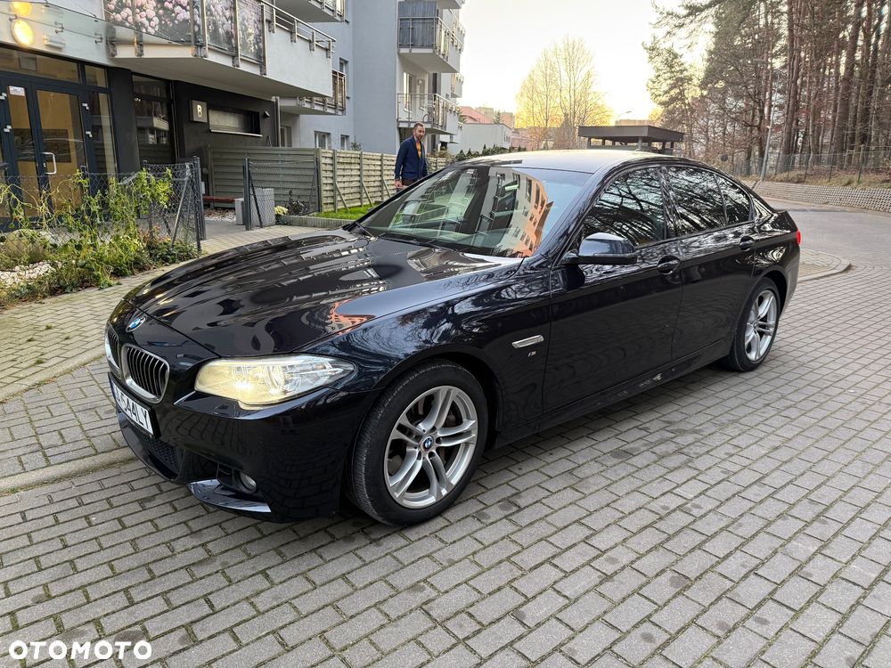BMW Seria 5 525d xDrive - 1