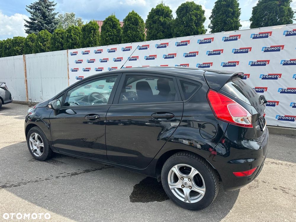 Ford Fiesta 1.0 EcoBoost Start-Stop Champions Edition - 11