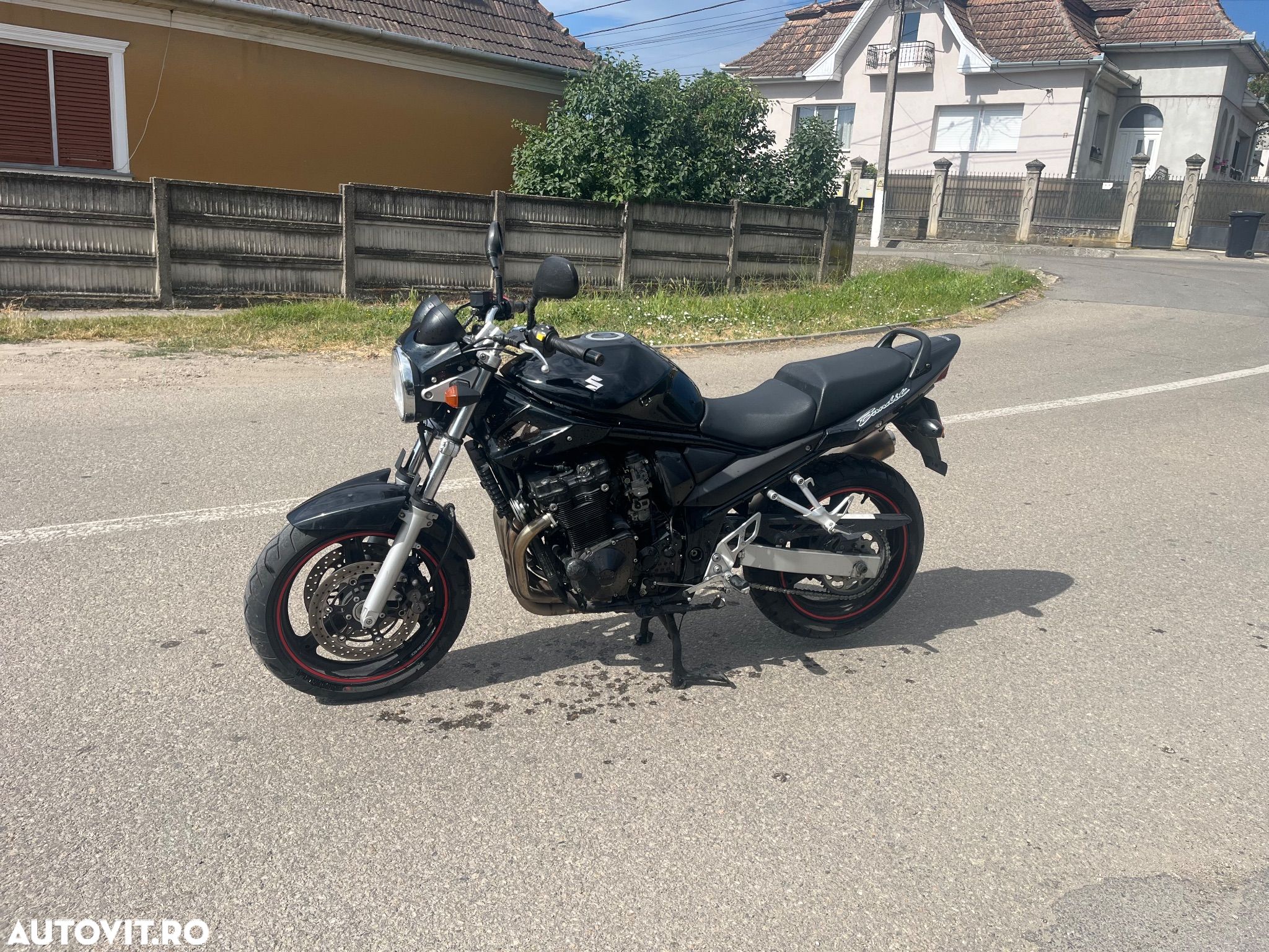 Suzuki GSF - Bandit - 1