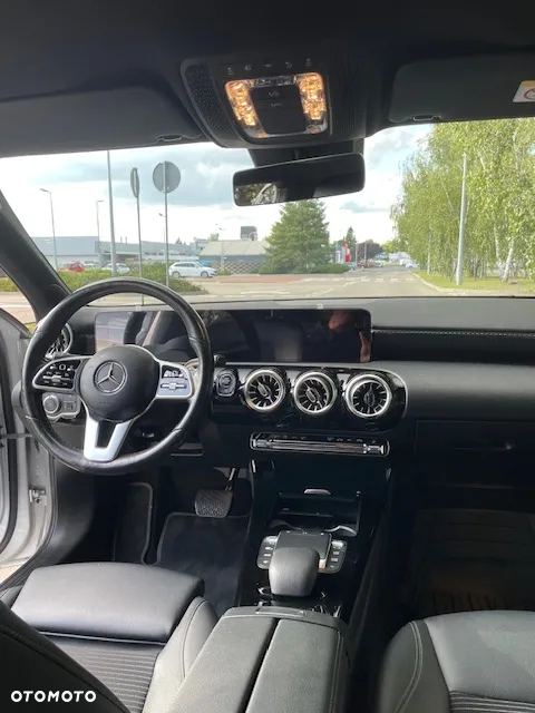 Mercedes-Benz Klasa A 180 Progressive 7G-DCT - 12