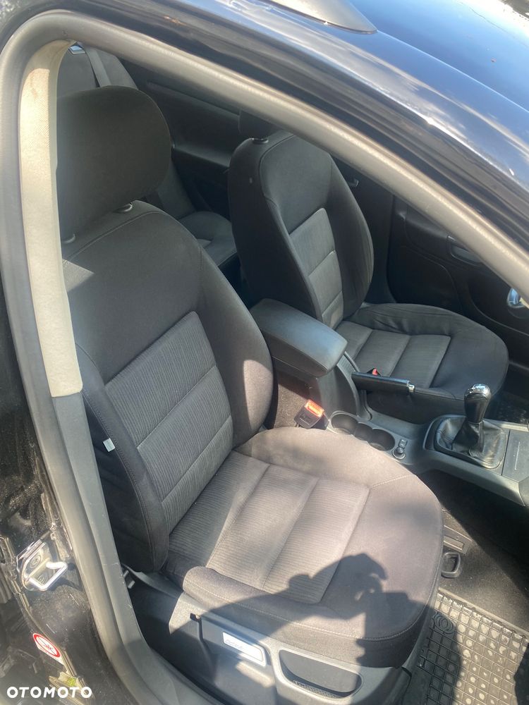 Skoda Octavia 1.6 FSI Ambiente - 7