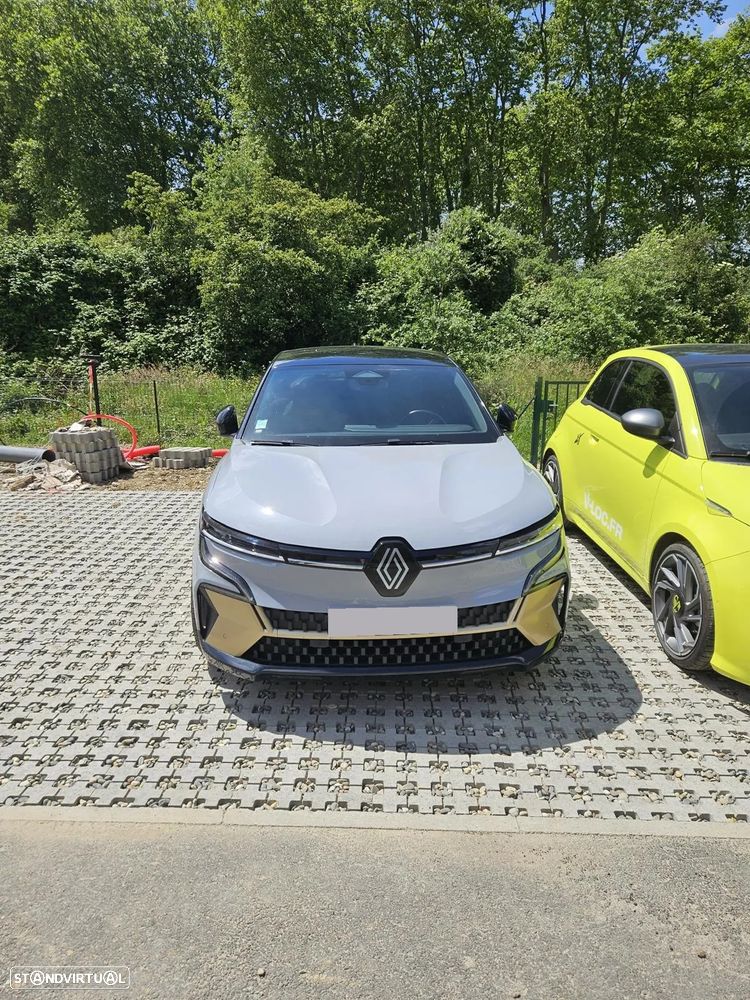Renault Mégane E-Tech EV60 Iconic - 4