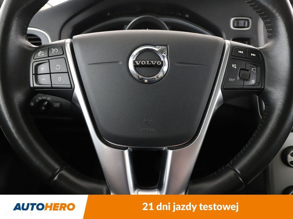 Volvo V40 - 18