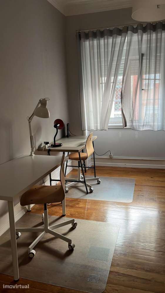 Quarto - localizado em Alameda Lisbon - Grande imagem: 2/7