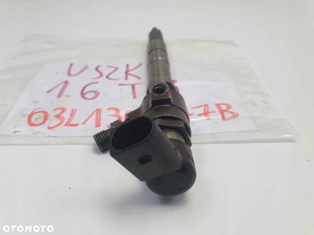 Seat Ibiza IV 1.6 TDI WTRYSKIWACZ 03L130277B - 4