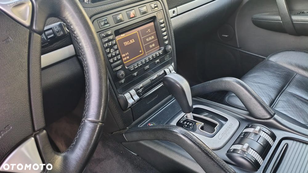 Porsche Cayenne Tiptronic S - 13