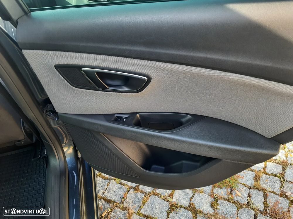 SEAT Leon ST 1.6 TDI Style S/S - 8