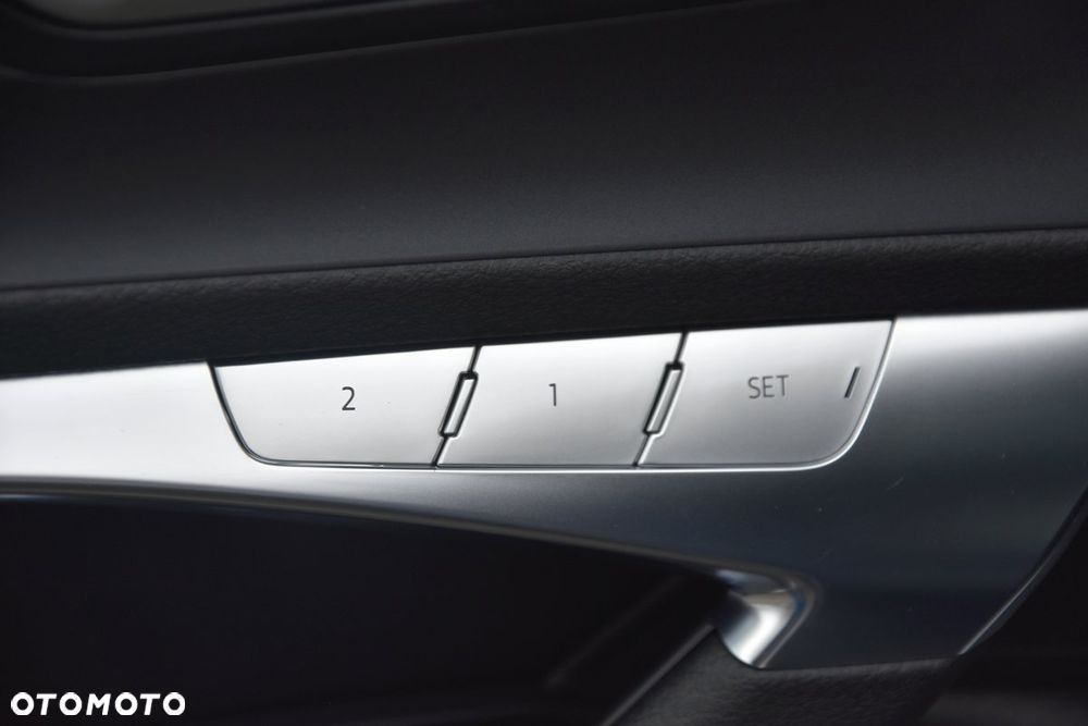 Audi A6 Avant 40 TDI quattro S tronic advanced - 22
