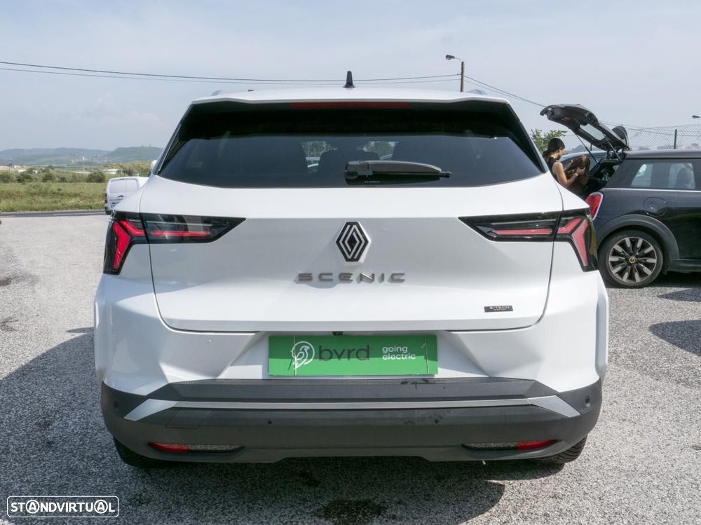 Renault Scénic E-Tech 60 kWh Techno - 10