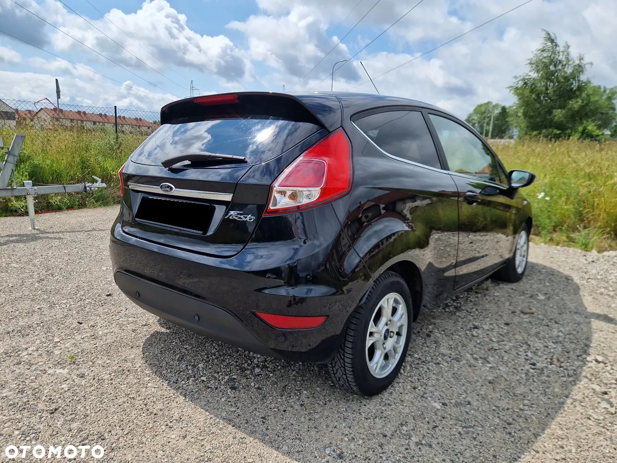 Ford Fiesta 1.6 TDCI Individual - 10
