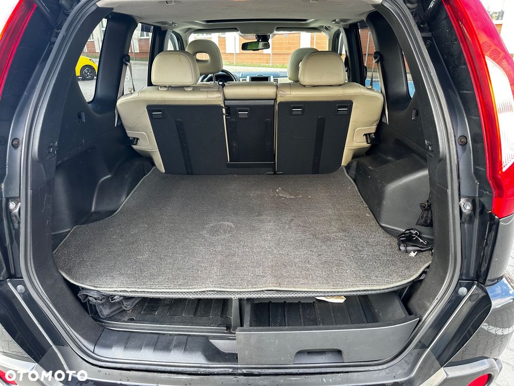 Nissan X-Trail - 8