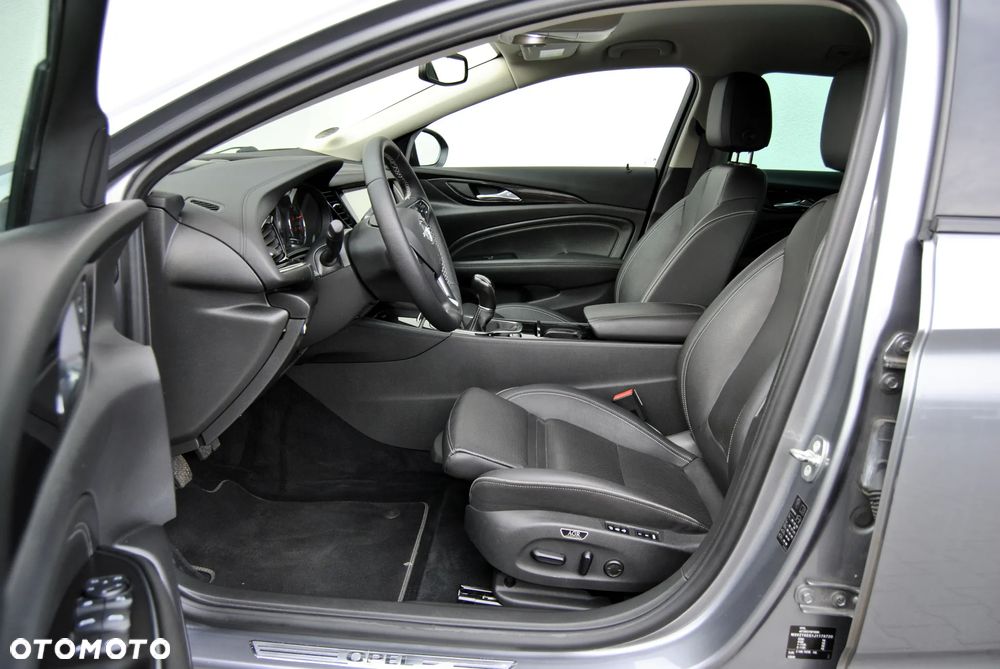 Opel Insignia Grand Sport 2.0 Diesel Innovation - 16