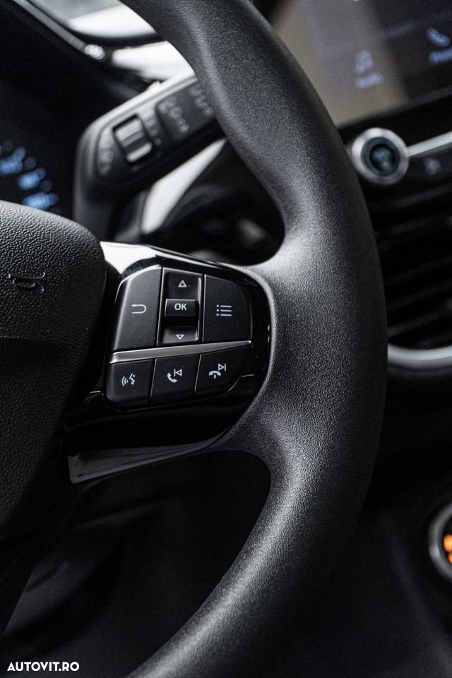Ford Fiesta 1.1 Trend Connected - 21