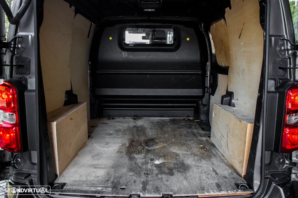 Peugeot Expert Urban - 26