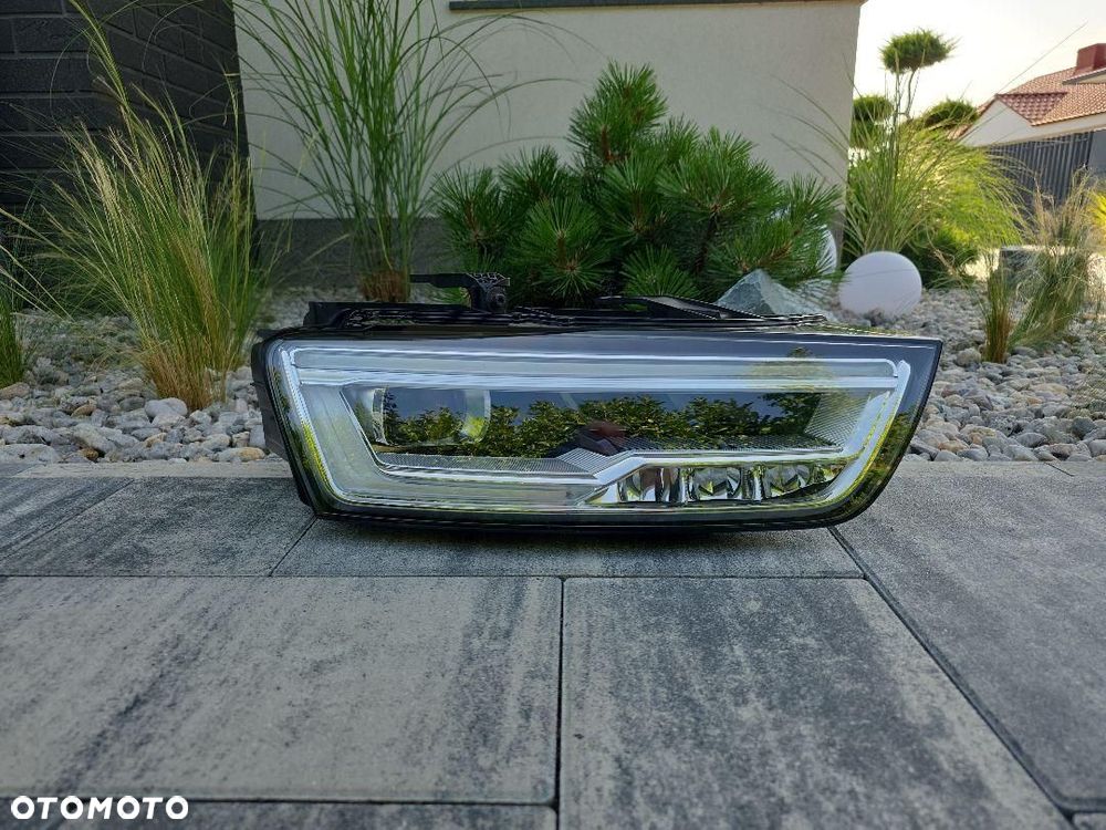 AUDI Q3 RSQ3 8U0 LIFT Lampa prawa przód Full Led Dynamic 8U0941034 - 1