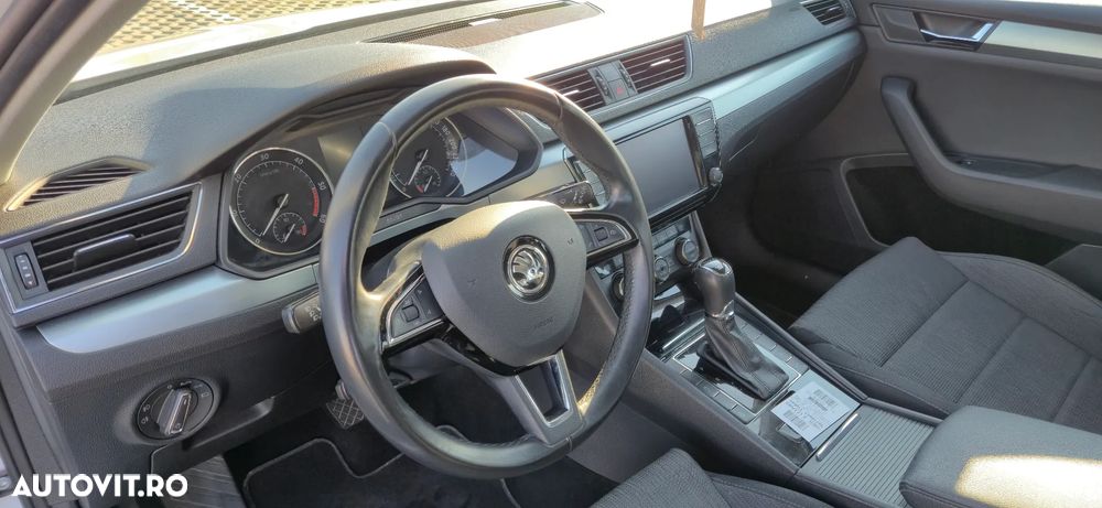 SKODA Superb 2017 — imagine 10